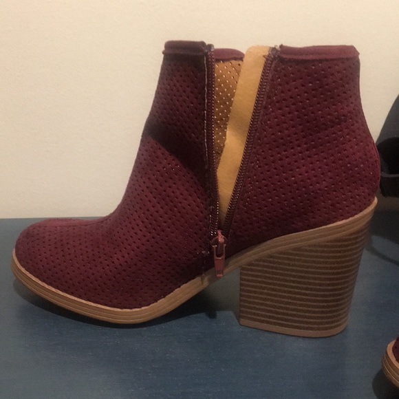 Maroon Booties - Picture 3 of 3